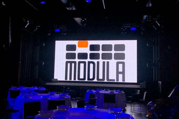 Business_Dinner_-_modula-2.jpg