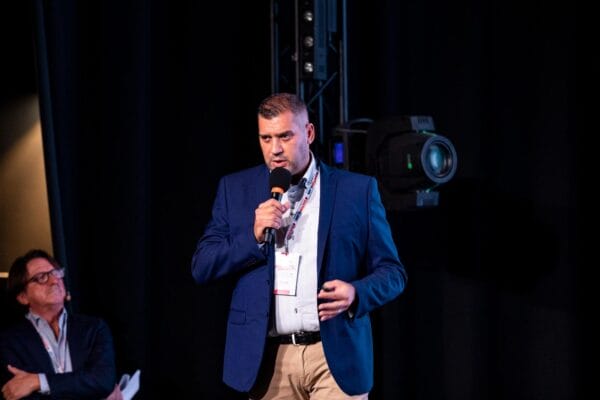 EVENTO_DOCTOR_GLASS_2024_14.JPG.jpg