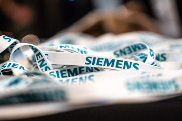 Meeting__aperitivo__dinner__lunch_-_siemens-2019-1-2.jpg