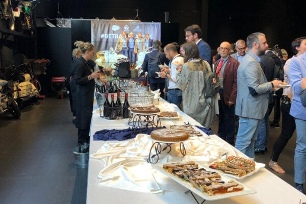 Meeting_e_lunch_-_sales_force-19.jpg