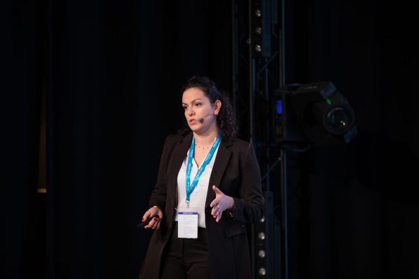 518
